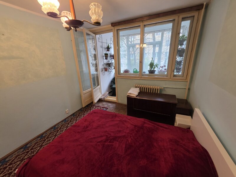 Titan Auchan, 10 minute metrou, Onisifor Ghibu intersectie 1 Decembrie 1918