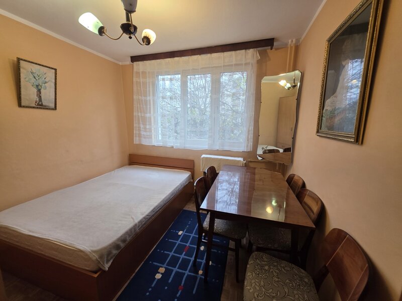 Titan Auchan, 10 minute metrou, Onisifor Ghibu intersectie 1 Decembrie 1918